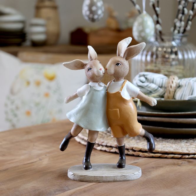 Hovedbilde Kaniner m. kjole og bukse